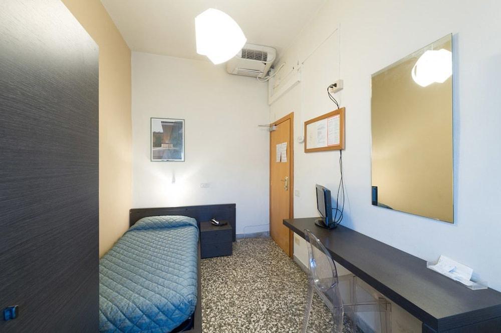 Hotel Moderno Pisa Eksteriør bilde