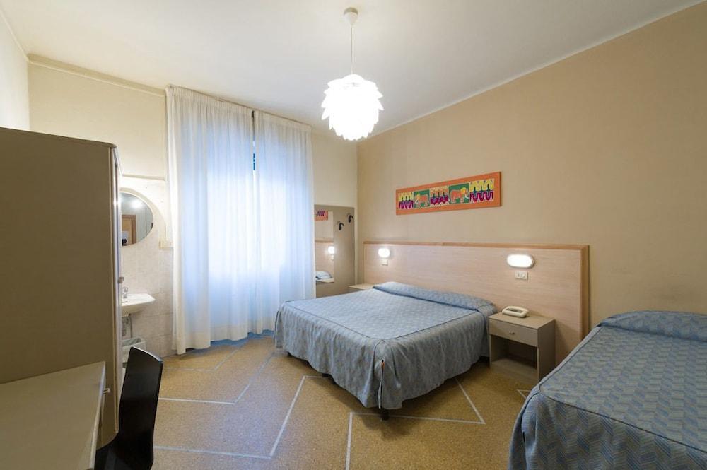Hotel Moderno Pisa Eksteriør bilde