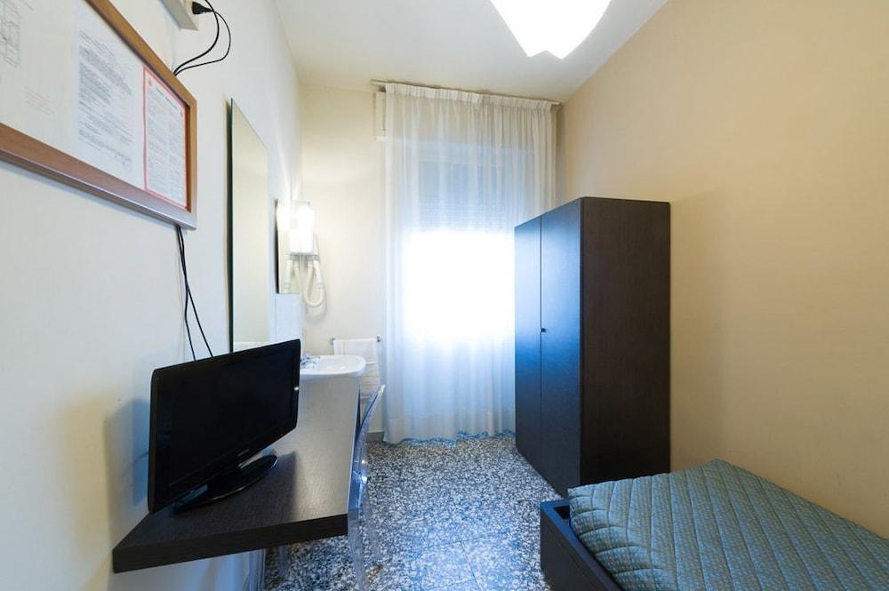 Hotel Moderno Pisa Eksteriør bilde